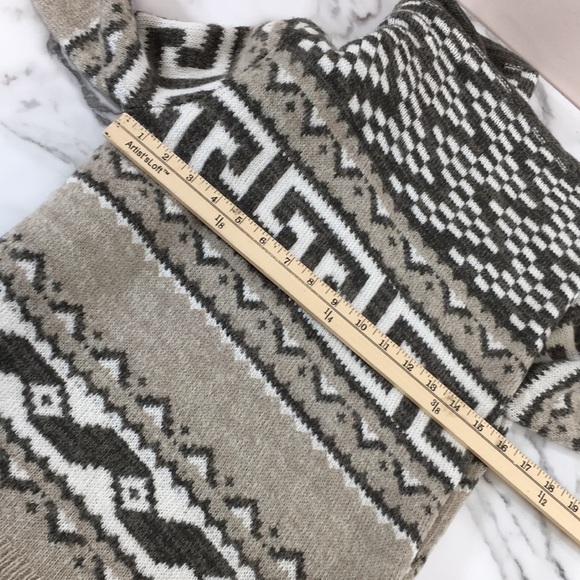 Abercrombie & Fitch Cardigan Sweater Womens XS Small‎ Tan White Aztec Knit - Picture 13 of 15
